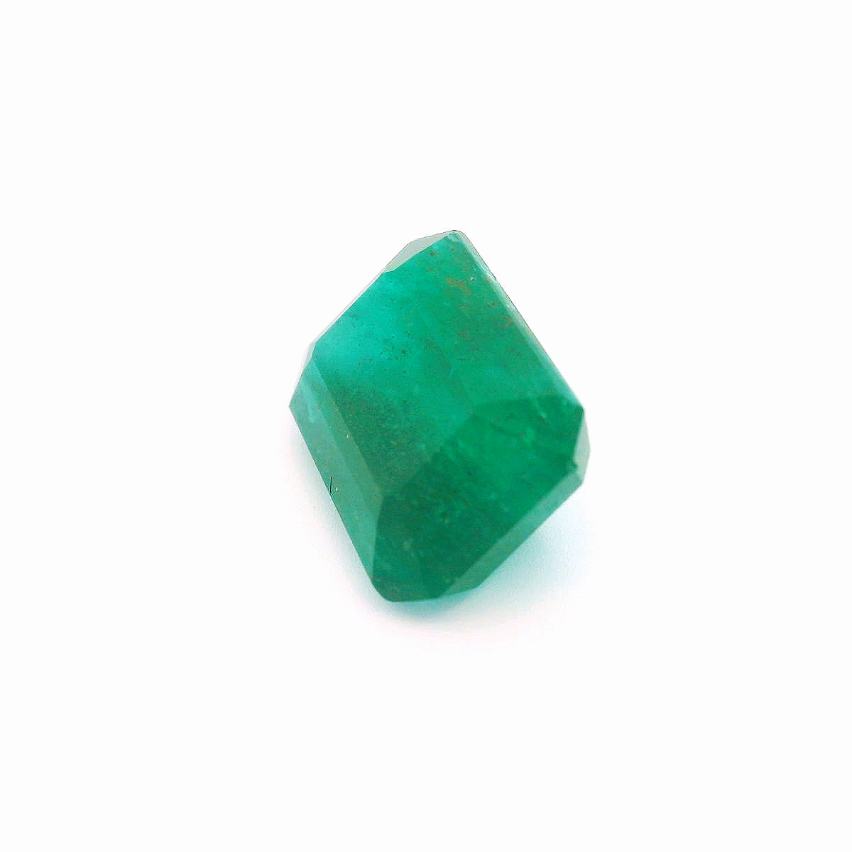 Eme251100Pak00032